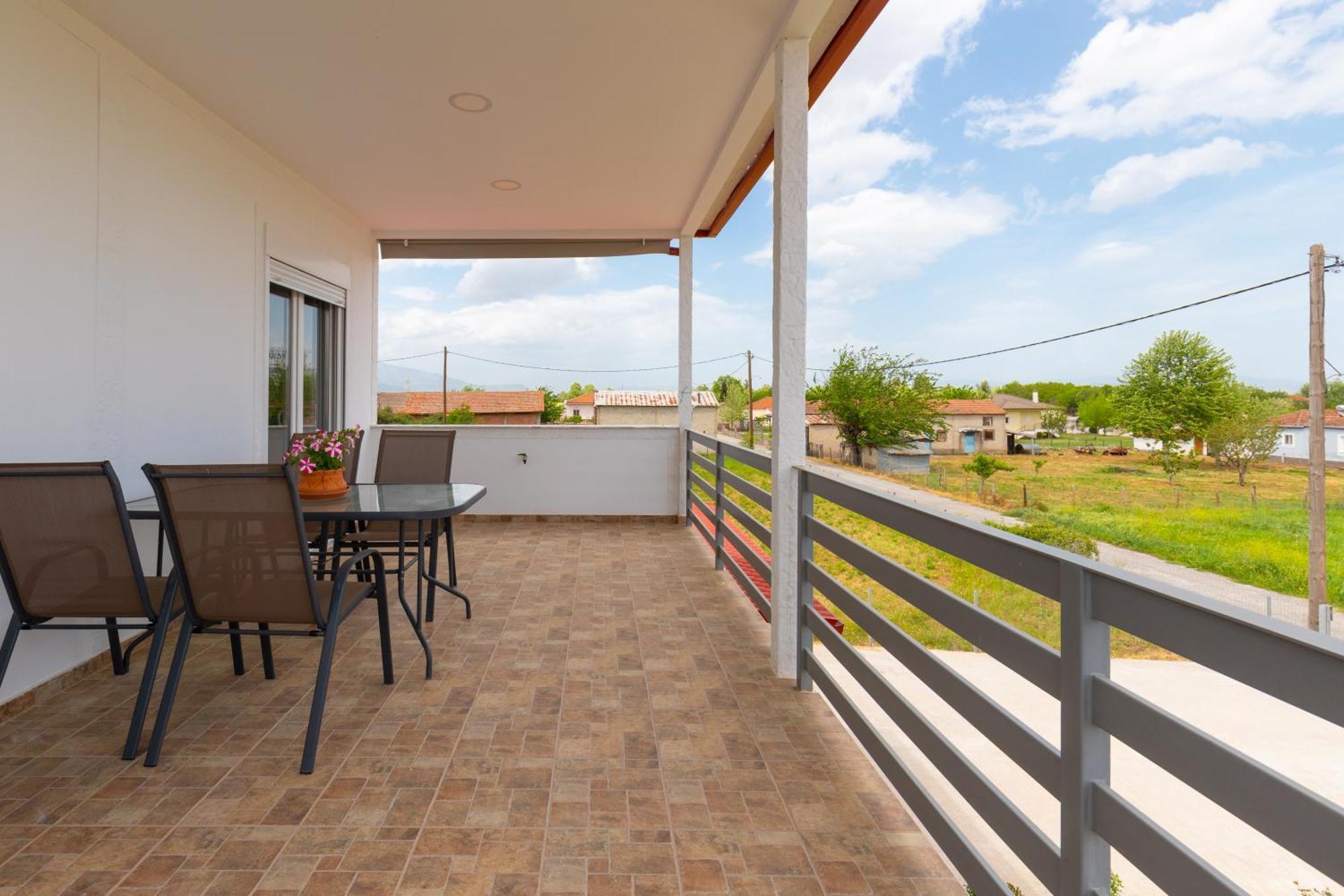 Countryside Apartments First Floor Trikala  Exterior foto
